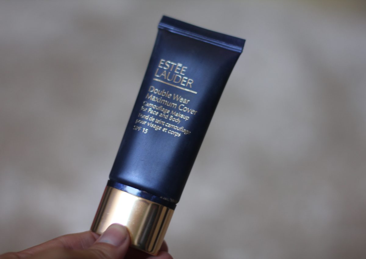 A melhor base: Estée Lauder